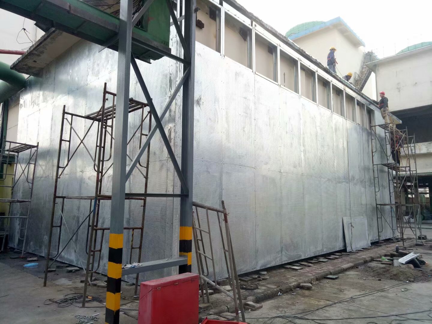 天津航天五院实验室抗爆墙外墙施工